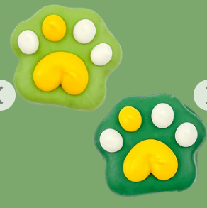 Bosco & Roxys Leprechaun Sized Paws