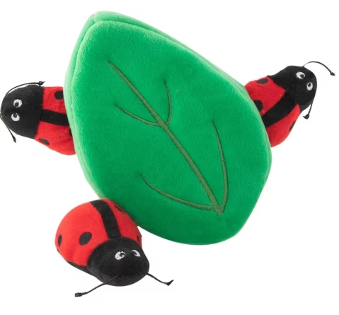 Zippy Paws Burrow - Ladybug in Leaf