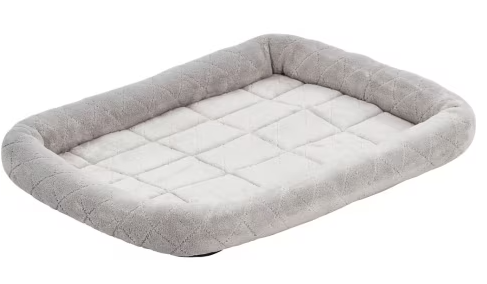 Quiet Time Diamond Stitch Bed 42"